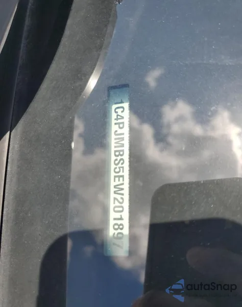 2014 Jeep Cherokee Trailhawk z USA, uszkodzony, nr VIN 1C4PJMBS5EW201897